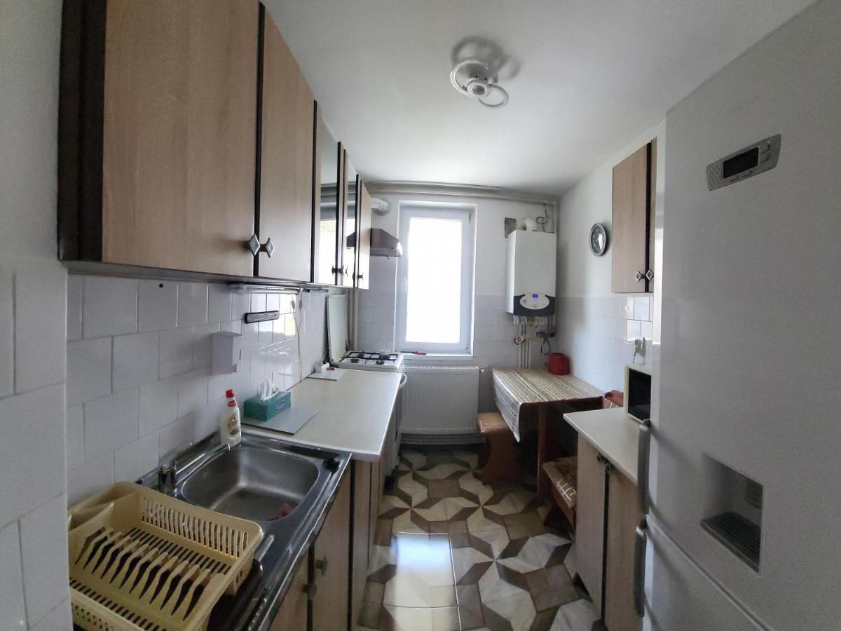 Apartament In Regim Hotelier Deva Exterior foto
